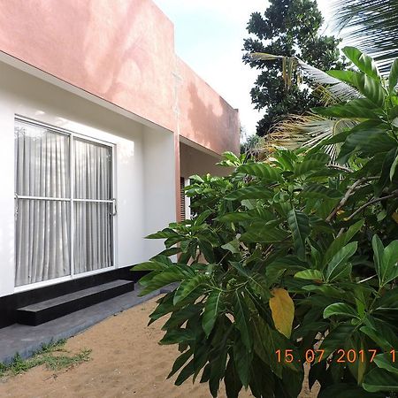 Akain Villa Dodanduwa Exterior photo