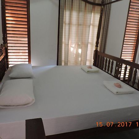 Akain Villa Dodanduwa Exterior photo